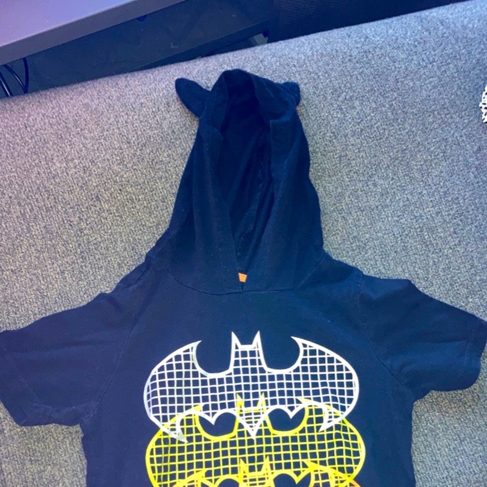 Hooded Batman Short Sleeved Boy Size 8